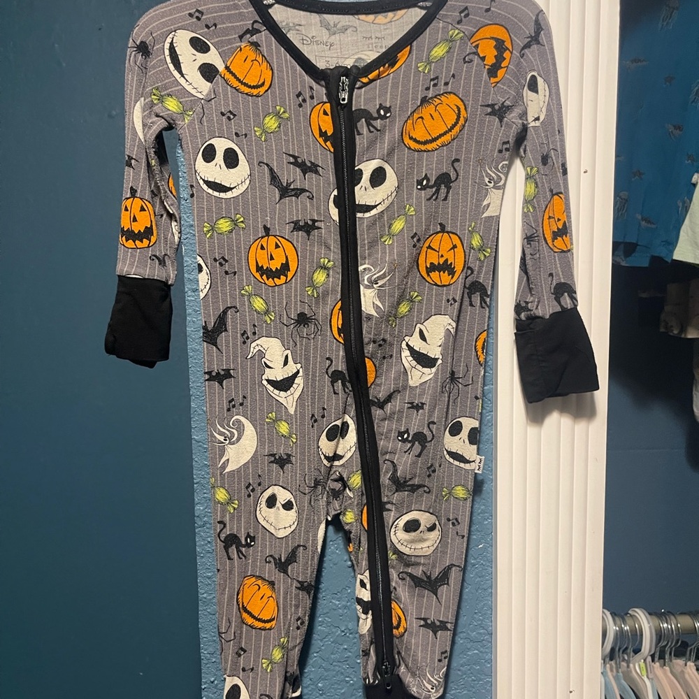 Little Sleepies- Disney NBC zippy